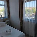 Mıstık *