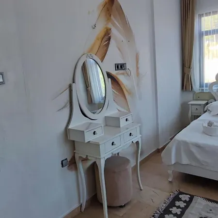 Mistik * Çeşme